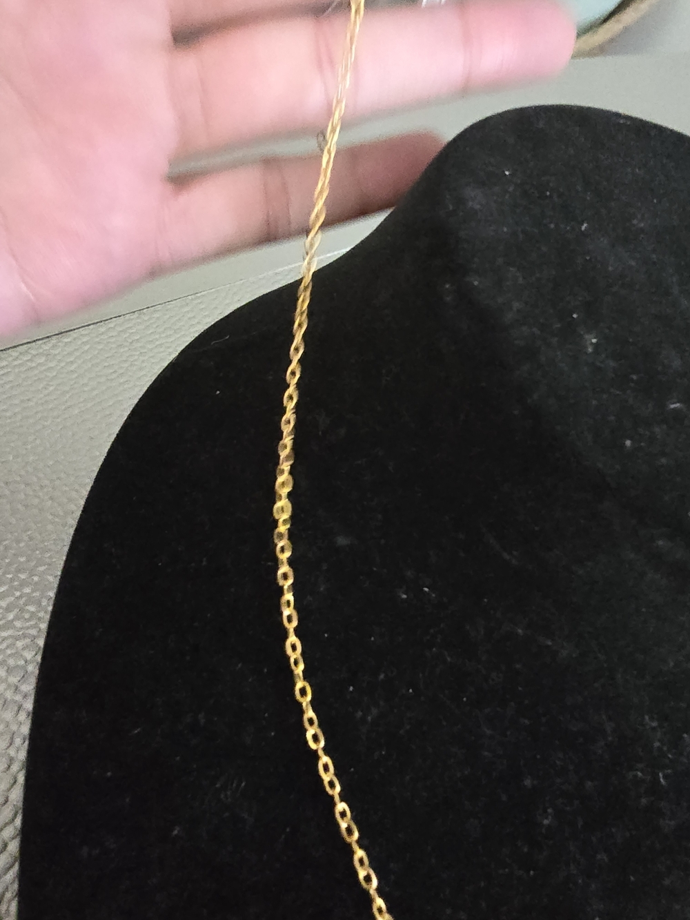 Gold Script Initial Necklace - Women Jewelry - Picture 4 of 7